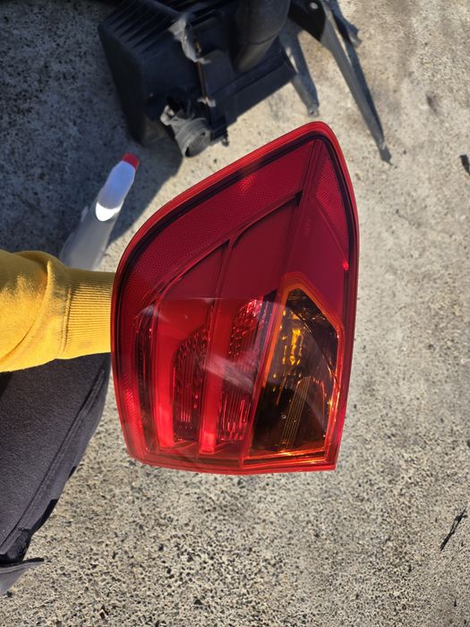 Tripla BMW F30 Stop BMW F30