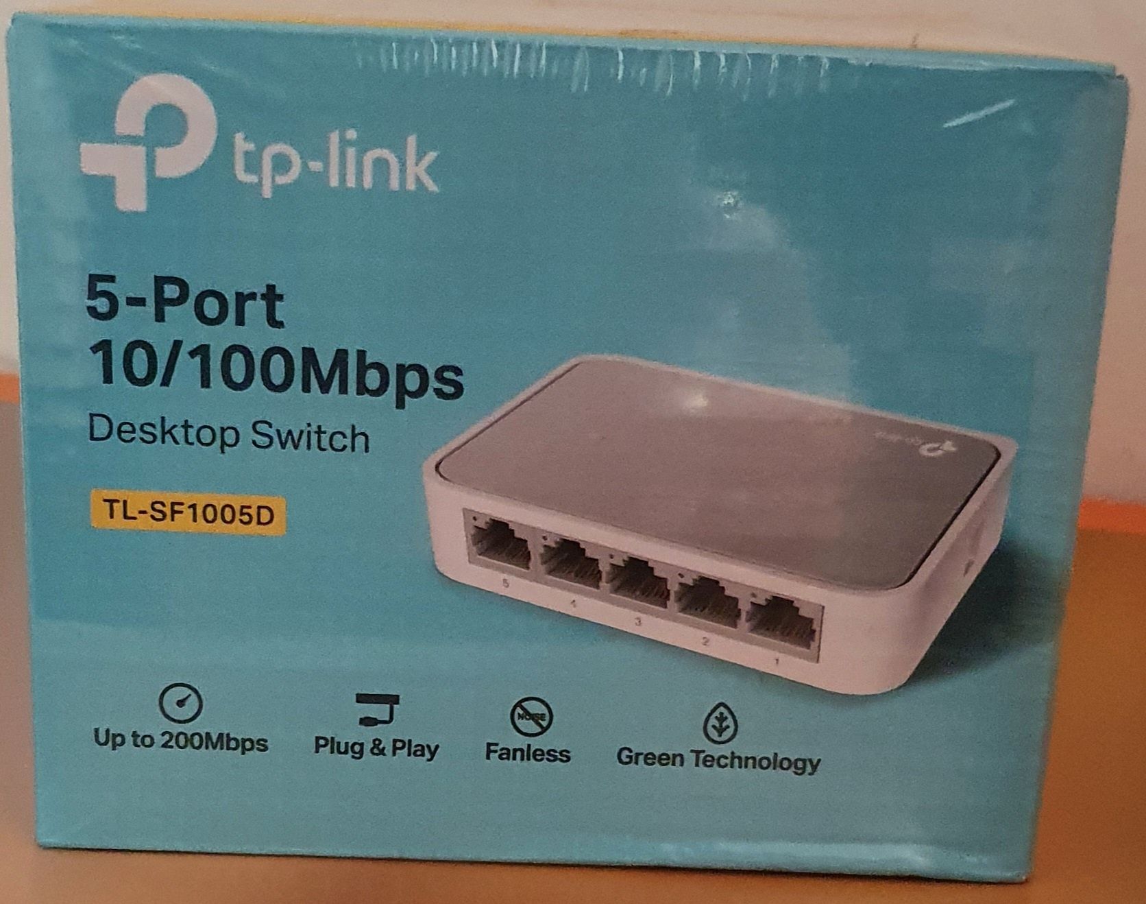 Tp-Link  5 портов 10/100 mbps новый запечатан