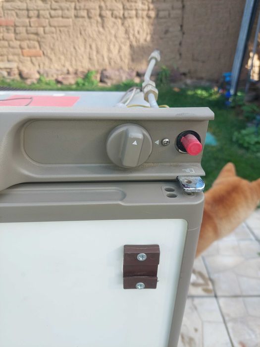 Хладилник за каравана,кемпер.