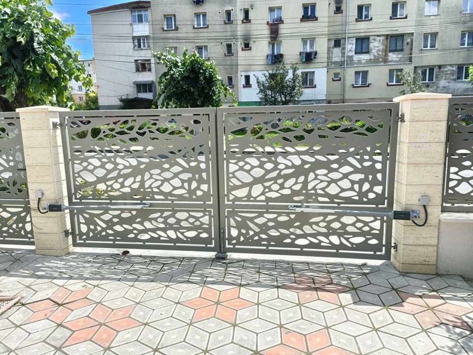 Producator usi garaj,Automatizari porti batante,culisante