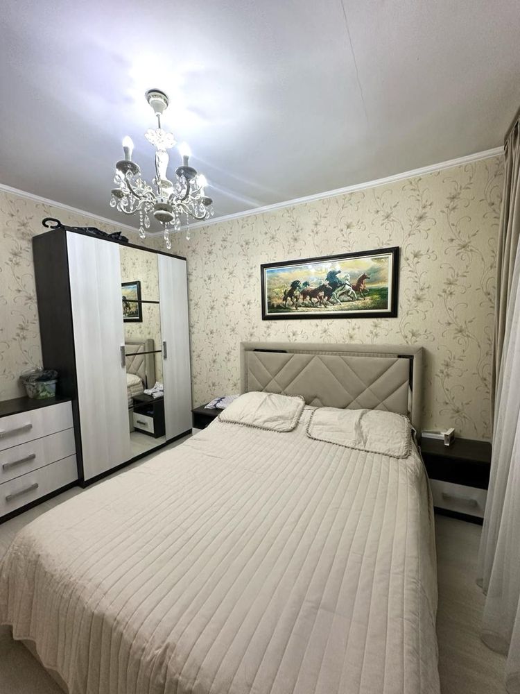 3-х ком на 3 этаже в 7 мкр, кухня 11,5 м2