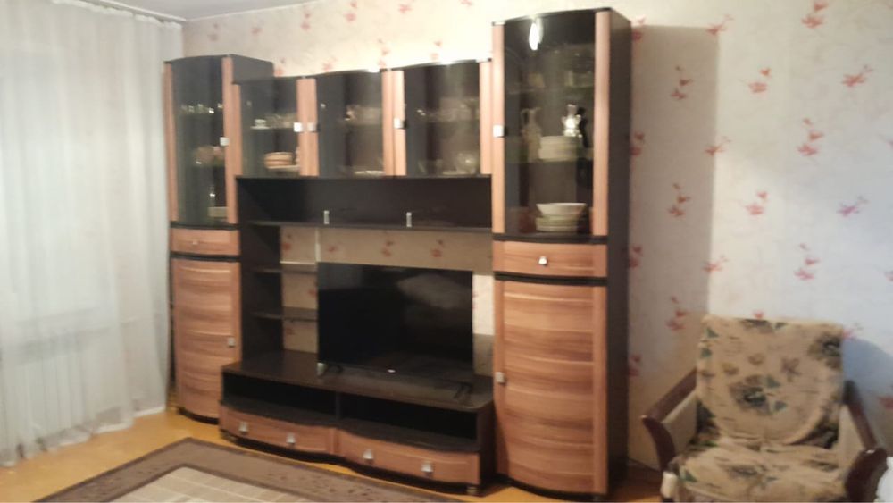 Продам стенку-горку в отличном состоянии