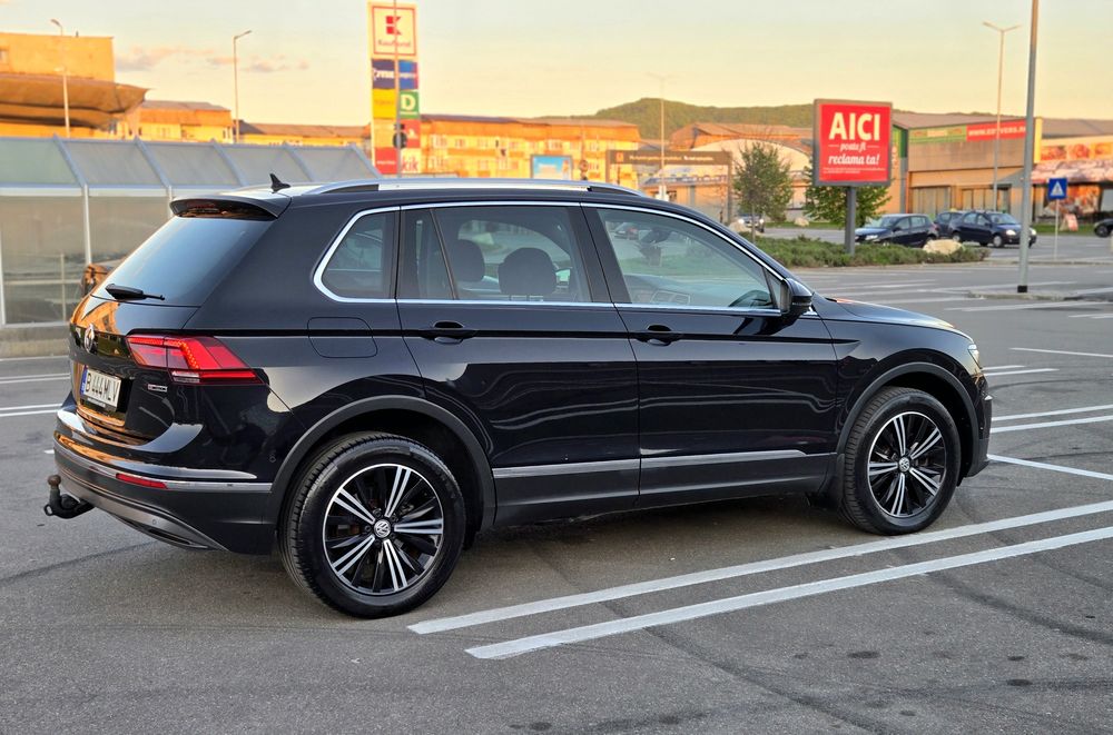 Vând tiguan  4 motion