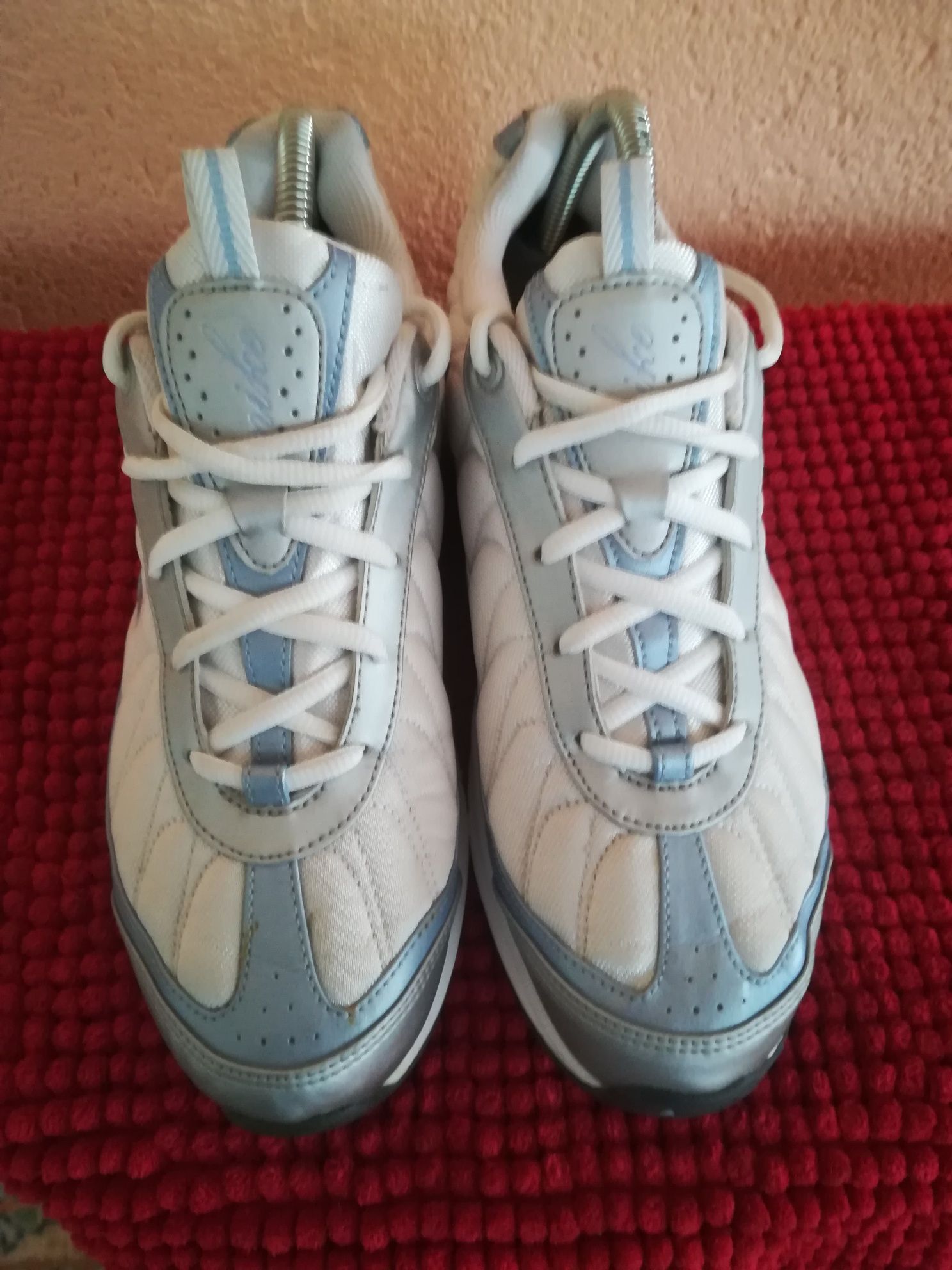 Adidași Nike nr 40,5 damă