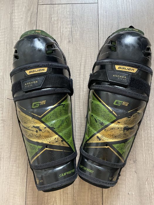 Хоккейные наколенники , для професионального занятия спортом , для под