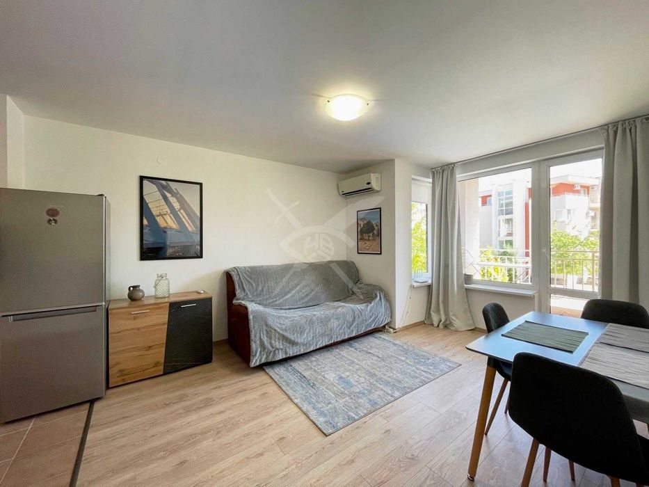 Продава се Двустаен апартамент в к.к. Слънчев бряг - 63 кв.м за 993 €/кв.м - Снимка #3