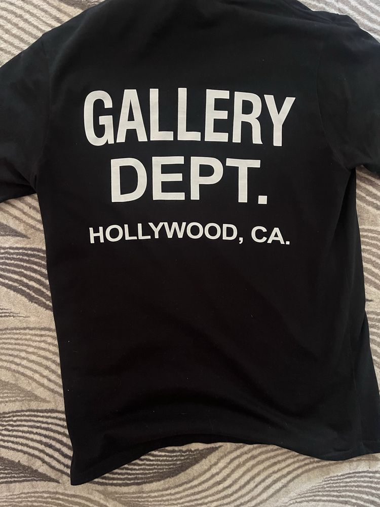 Тениска gallery dept