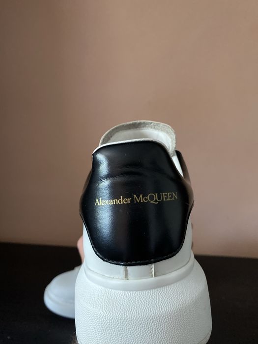 Alexander Mcqueen