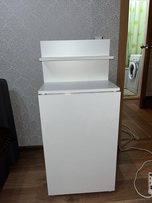 Продам стол  возможен не большой торг