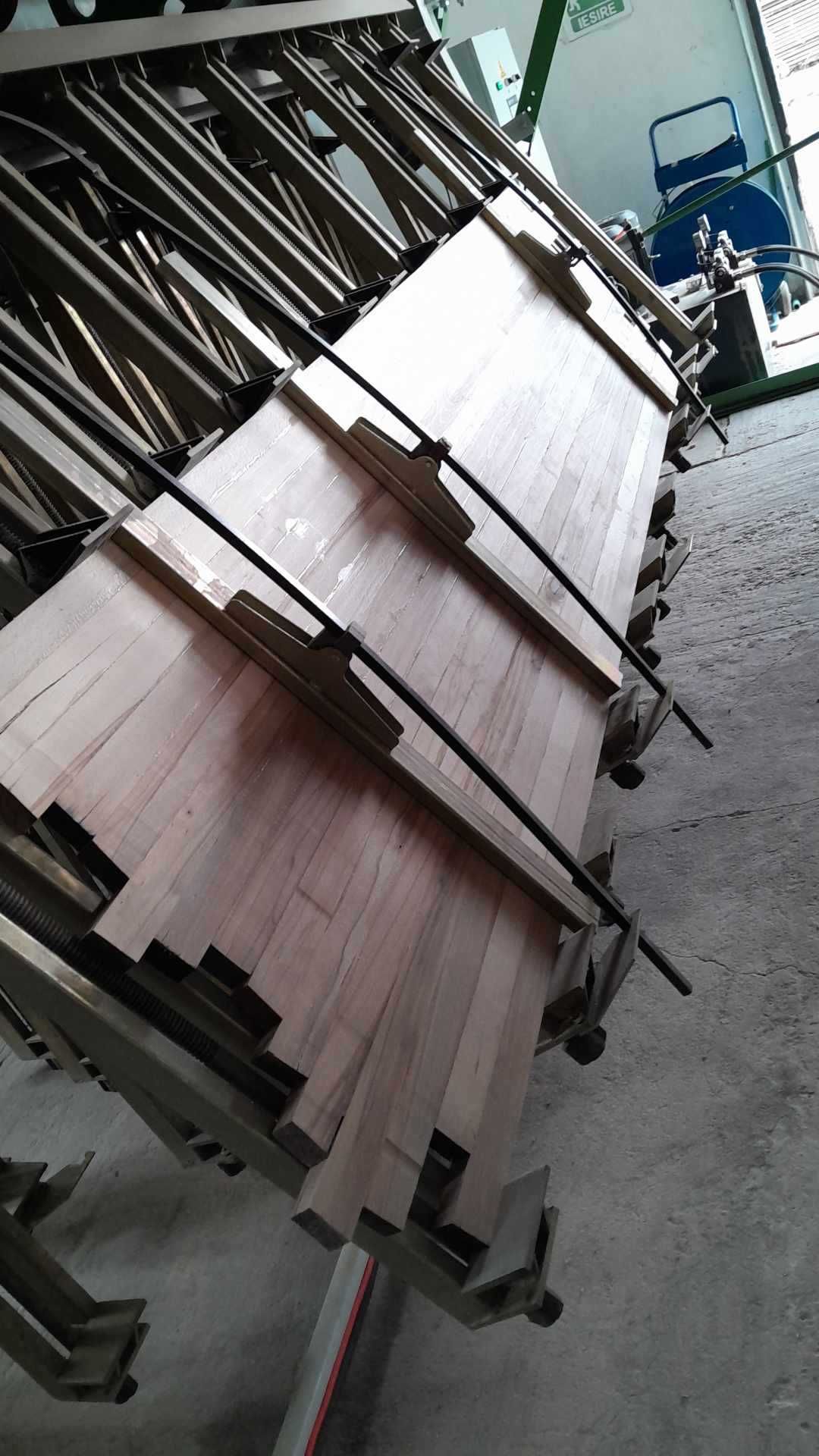 Vand cherestea uscata stejar, fag, frasin, cires, paltin, mese, bete