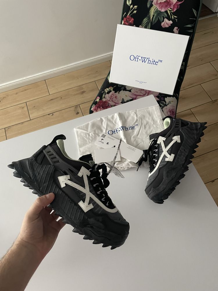 OFF White ODSY Dark Grey