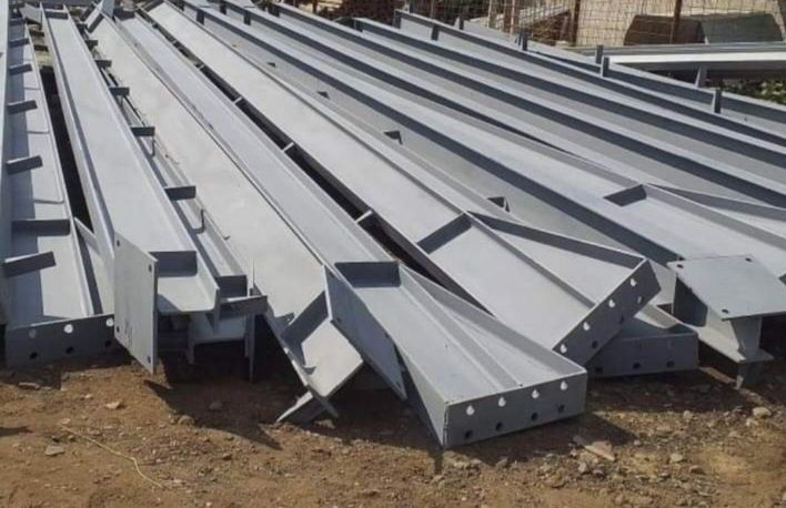 Vând structura metalica 30x12x5