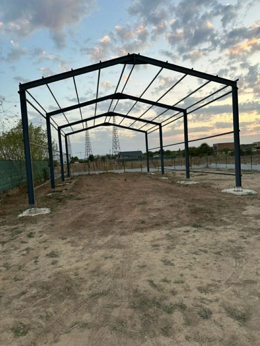 Vând hala metalica 12x10 din profile ipe160 cu teava la 3300e