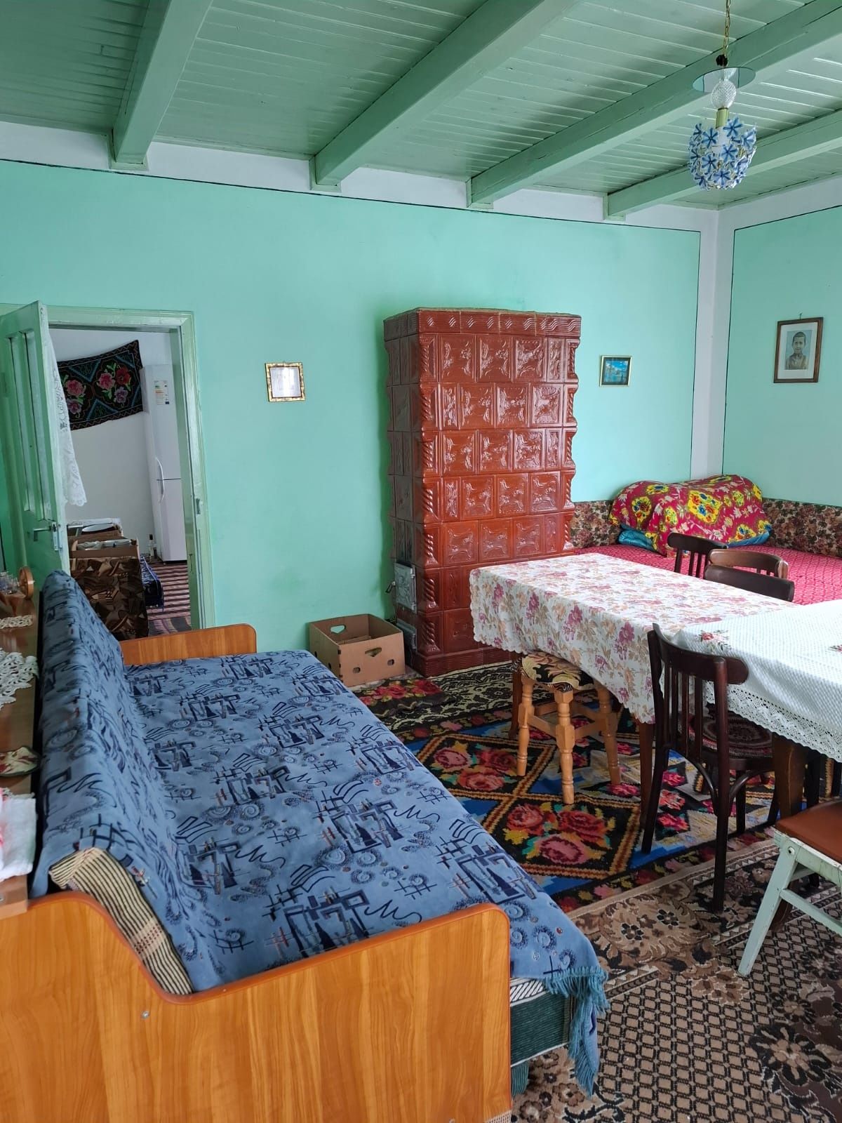 Casă de vânzare în comuna Păltiniș