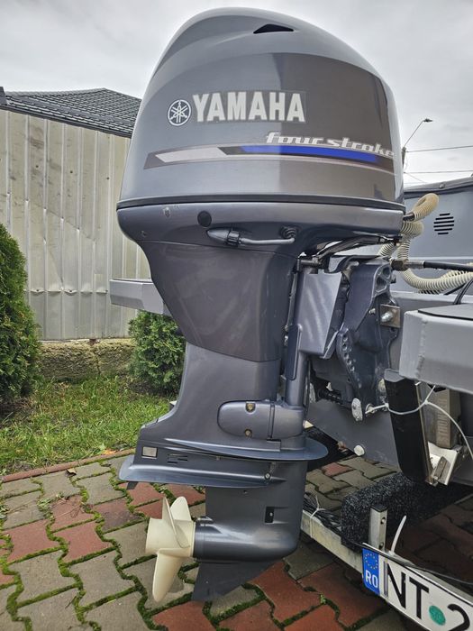 Motor Yamaha 60 cp - barca