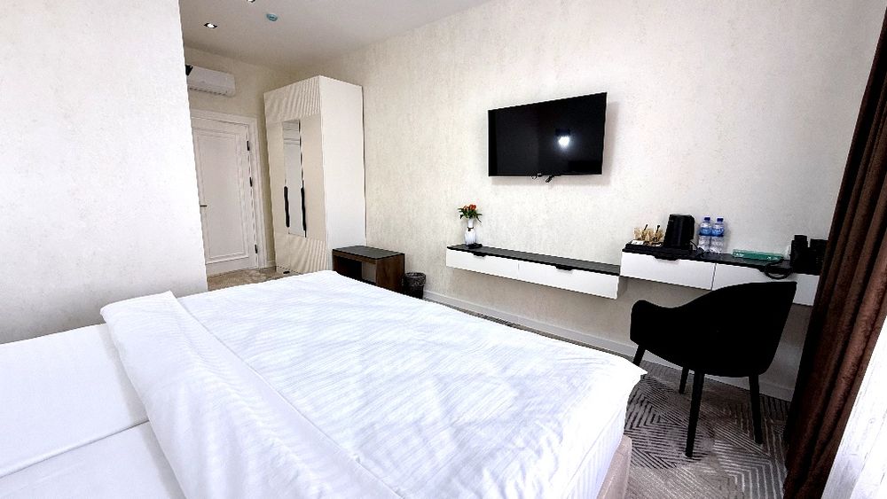 Maksima Premium Hotel