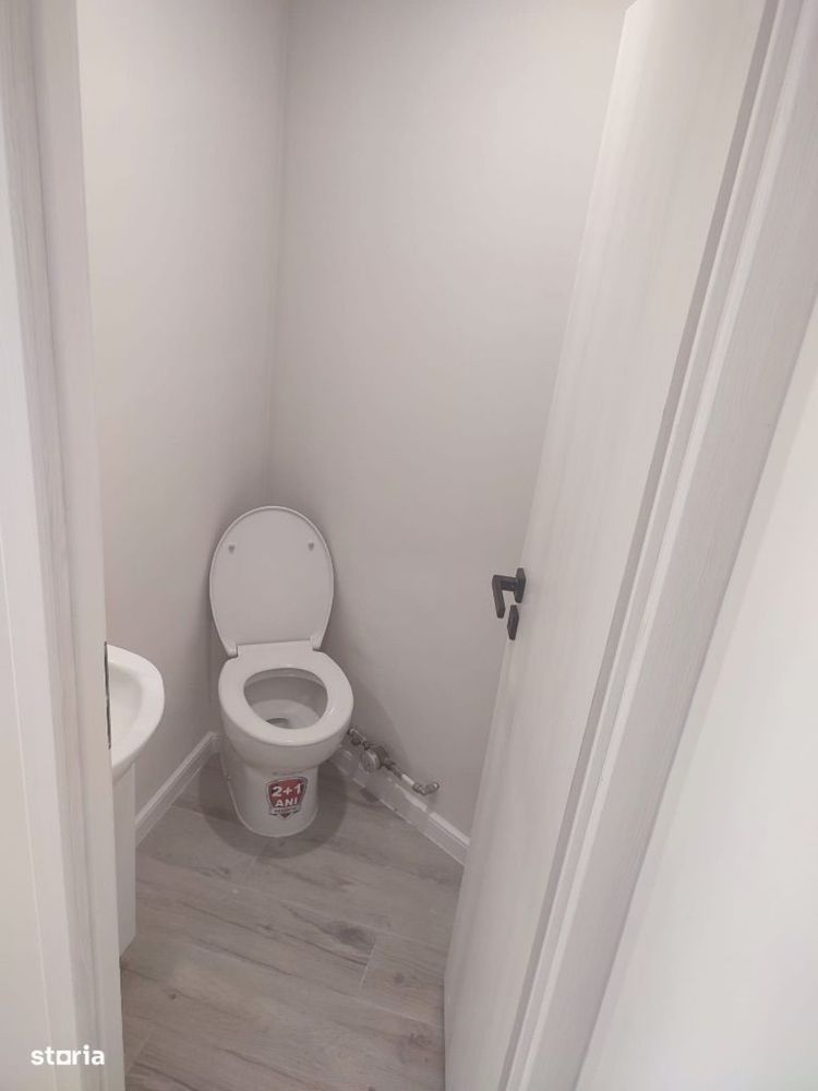 Spatiu comercial stradal langa Rosecas