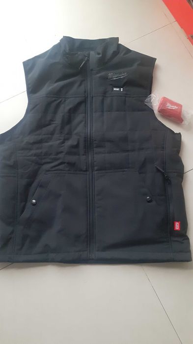 Vestã cu încãlzire Milwaukee Nou !!! 750 lei