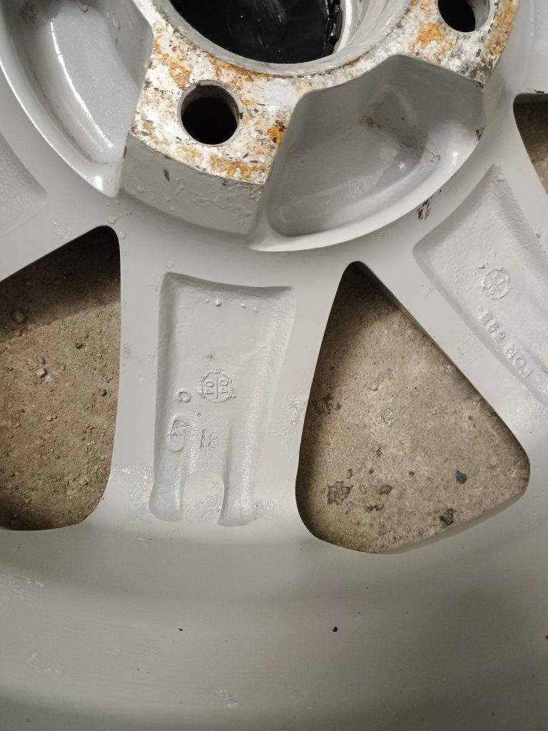 Лети джанти 16 4x108 ET35 7.5j с летни гуми 205/45/16