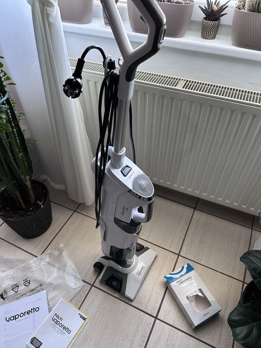 Aspirator vertical 3 în 1, Polti Vaporetto 3clean