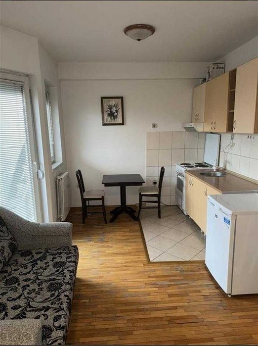 Дава се под наем Едностаен апартамент в Пловдив, Кючук Париж - 43 кв.м за 158.1 € - Снимка #4