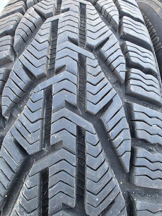 Cauciucuri iarna 185 65 R15