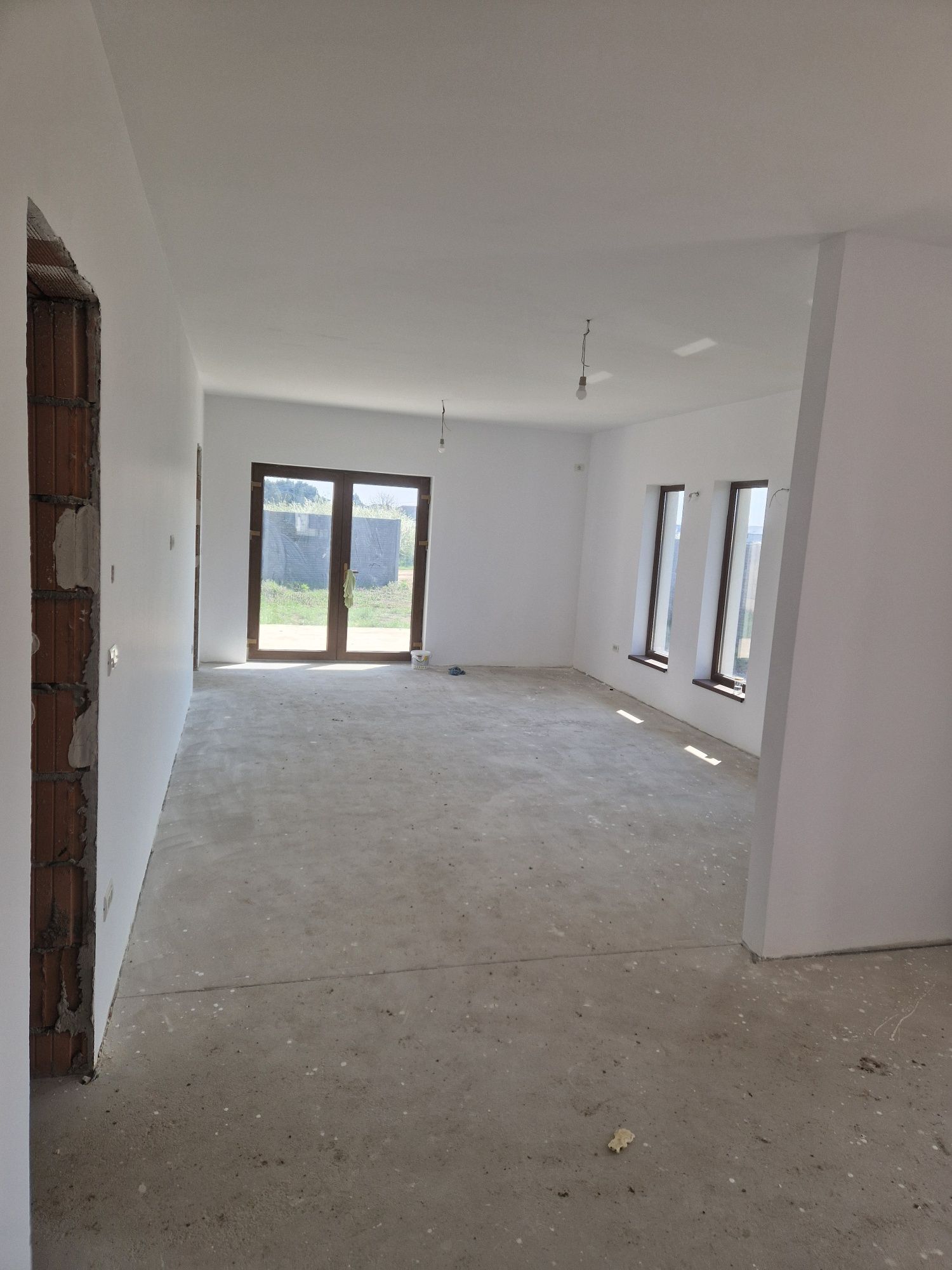 Vand casa noua in Bujac