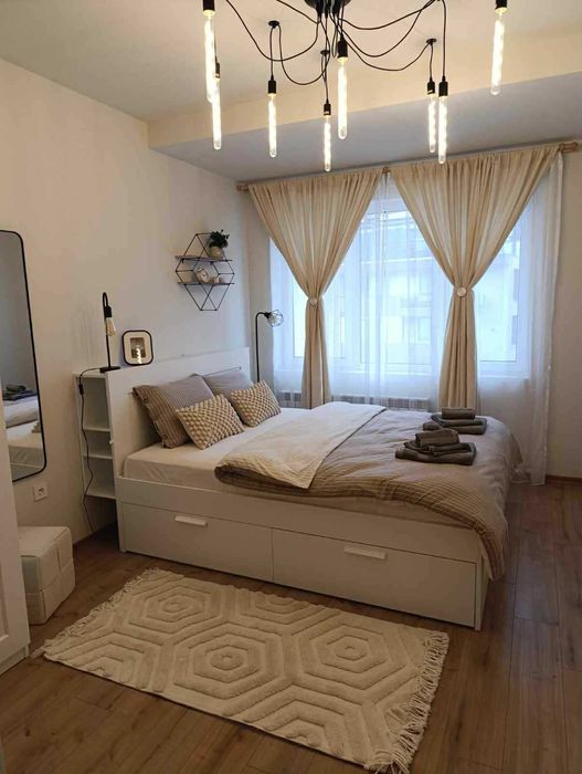 Нов, луксозен апартамент в Студентски град – нощувки / краткосрочно