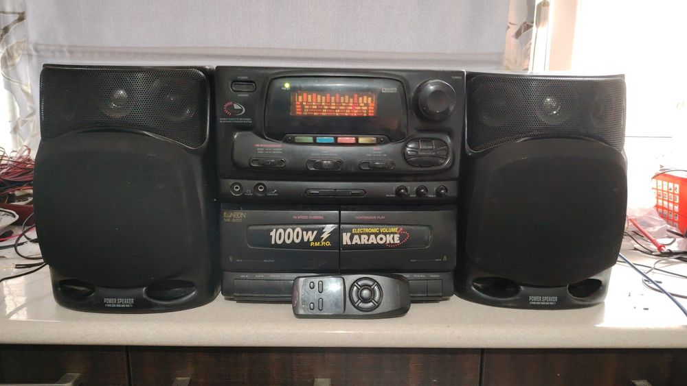 Музыкальный центр LEON