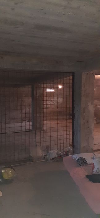 Proprietar-vand casa, zona Craiova, Str. Plaiul Vulcanesti.