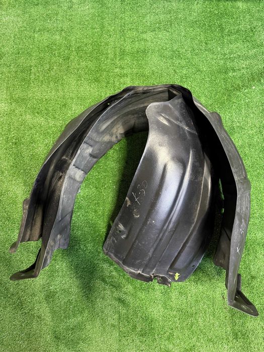 Подкрыльник предний Toyota Camry камри 30,35 / 40,45