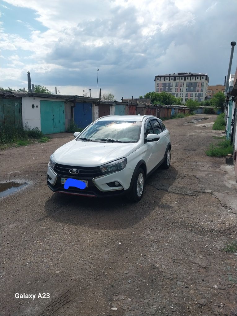 Лада веста св кросс робот 1.8 2019г