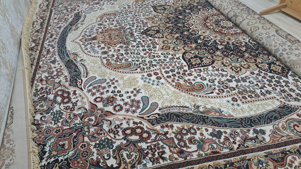 Гилам сотилади чиройли яхши янги