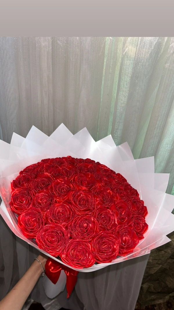 Цветы из атласных лент