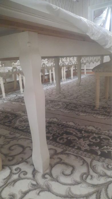 Стол  и    стулья