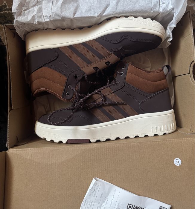 Продам Ботинки Adidas