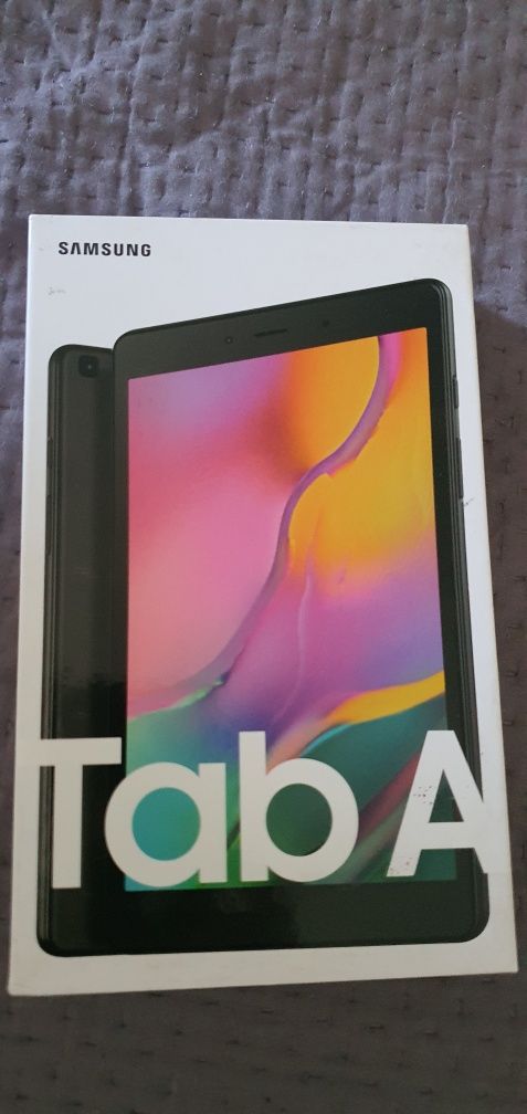 Vând tableta Galaxy Tab A