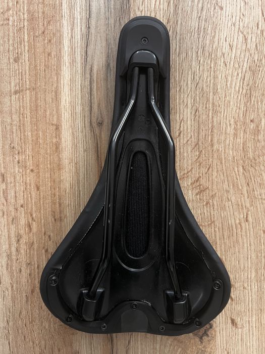 Седло/ седалка за велосипед DRAG