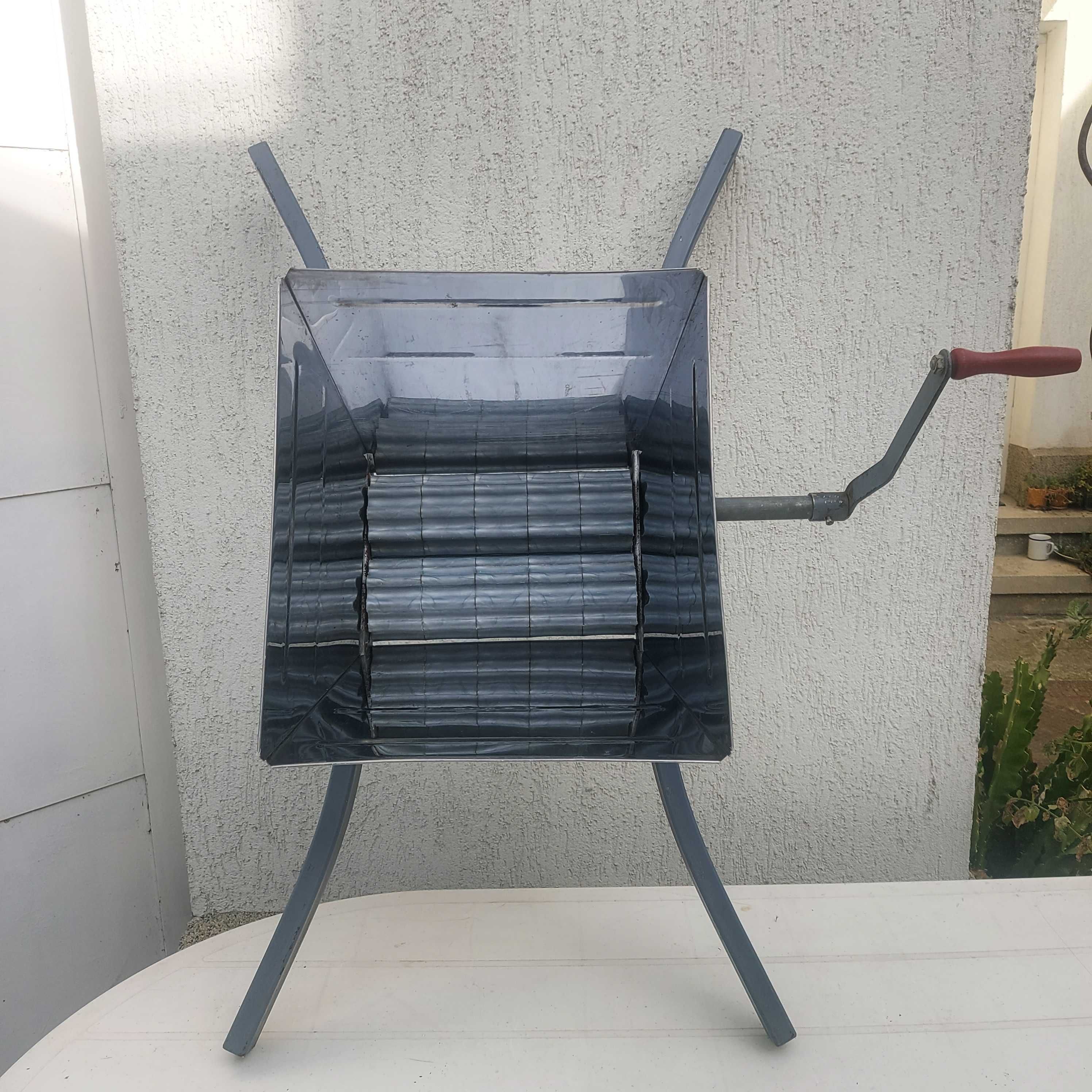 Zdrobitor de struguri/fructe, folosit, otel inoxidabil. ca. 15 l
