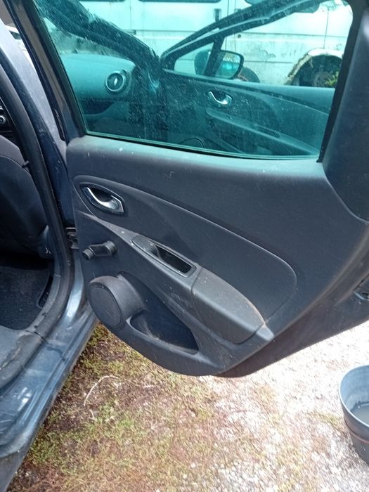 Продавам Рно клио Renault CLIO 1.2 118кс.2017г.