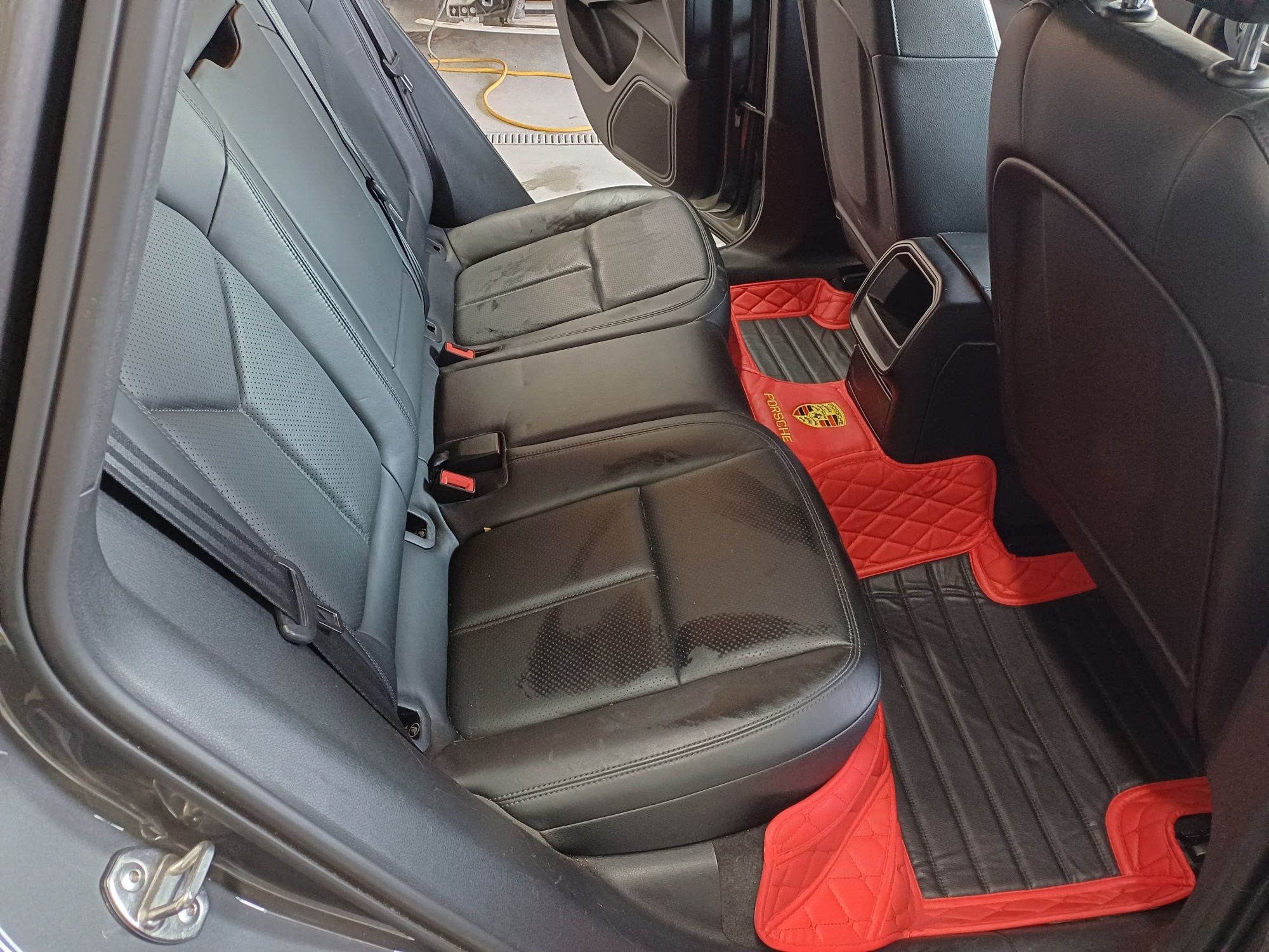 Стелки за Porsche Macan