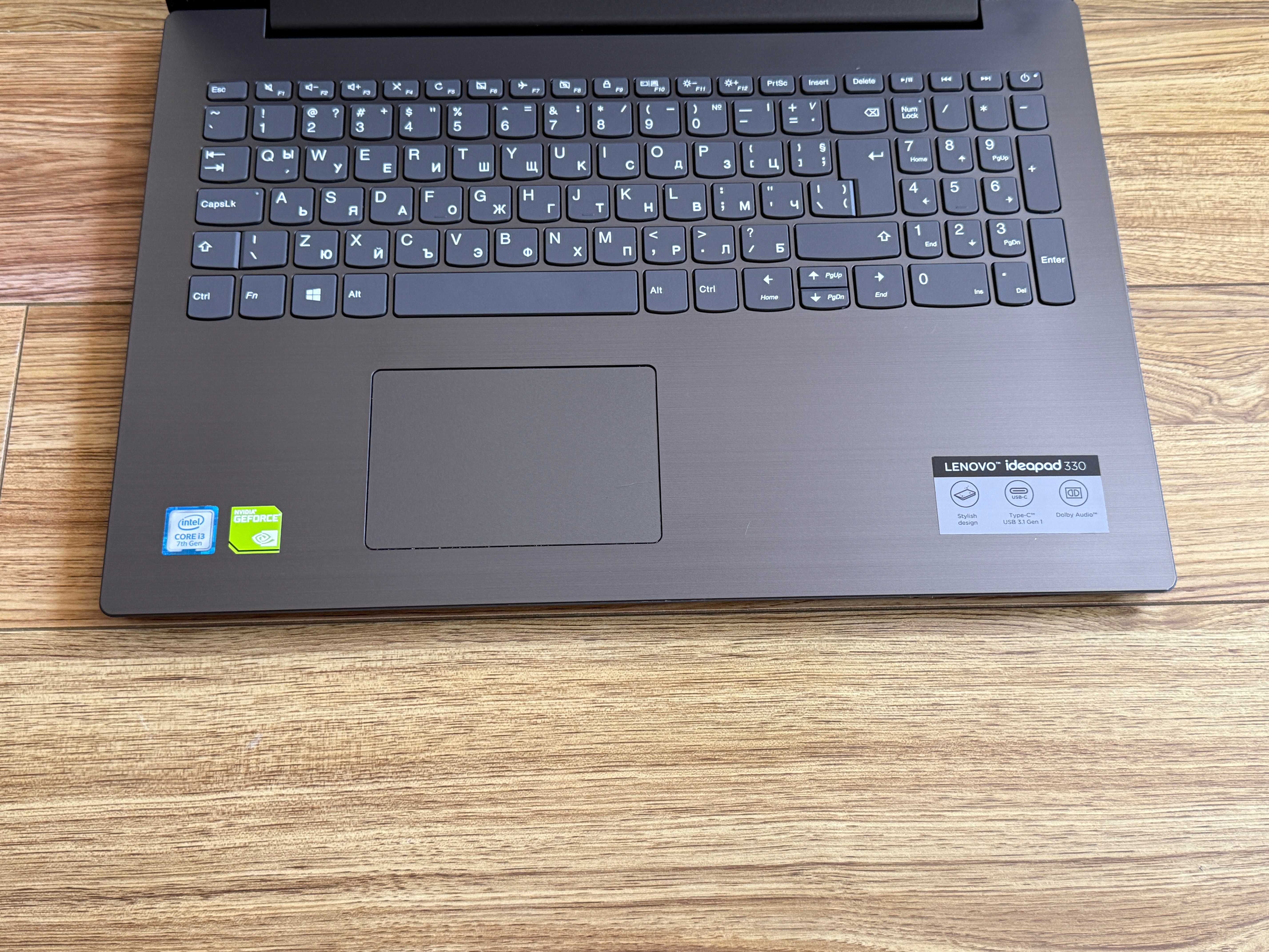 15.6 FHD Lenovo 330`Core i3-7020U/Nvidia MX150/8GB DDR4/256GB SSD
