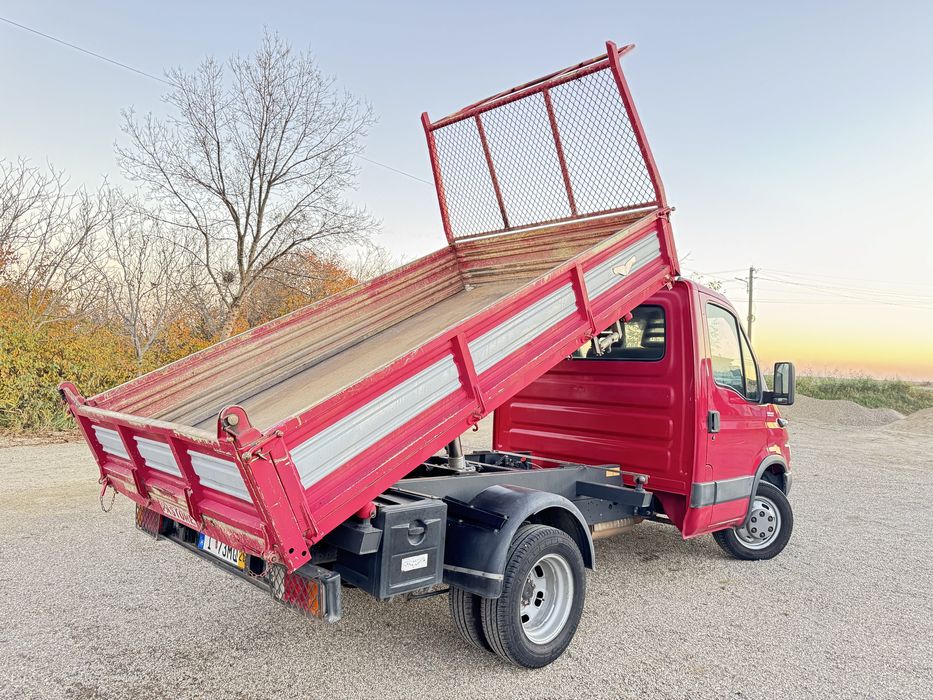 Iveco daily 35c14 basculabil pe cutie , impecabil ,motor 3L , italia .