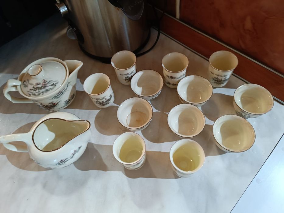 De colectie ~ Set ceai 15 piese portelan fin Beijng 2005