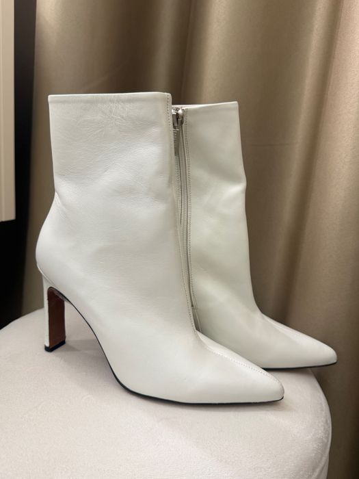 Боти Ingiliz, 37-ми номер