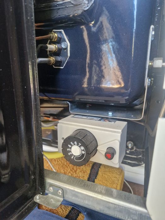 Vand convector pe gaz cu tiraj fortat, 2kw.