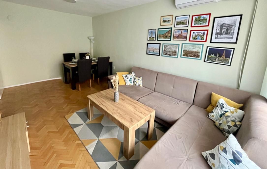 Дава се под наем Двустаен апартамент в София, Център - 65 кв.м за 650 € - Снимка #2
