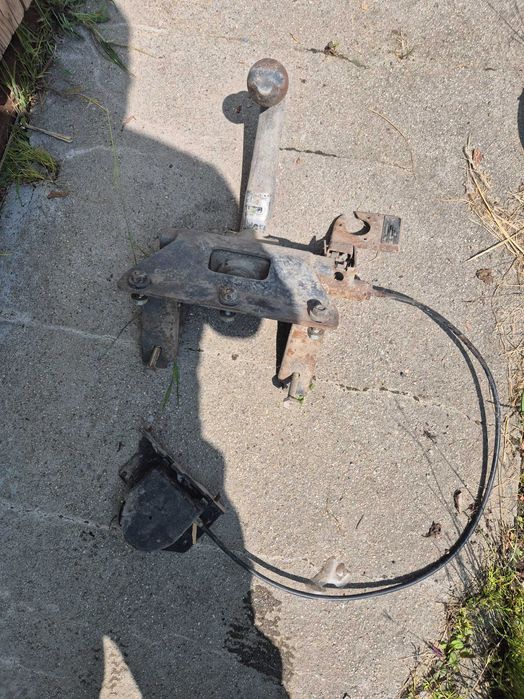 Теглич за Опел Омега