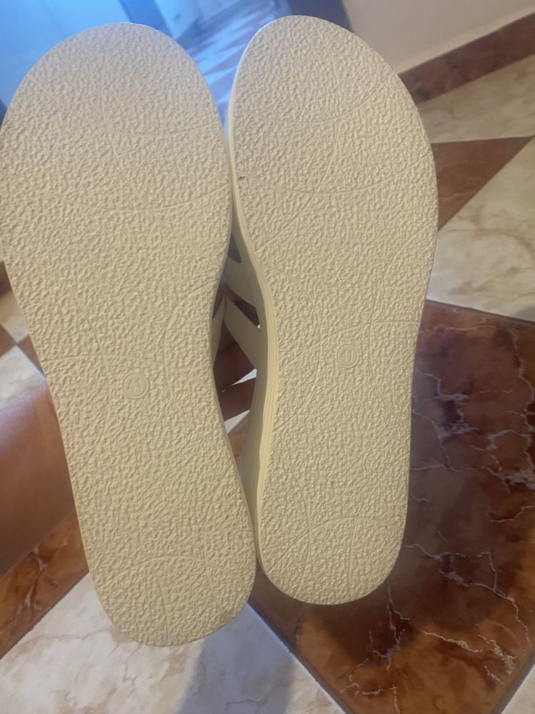 Papuci cu talpa 6 cm , comozi nr 41
