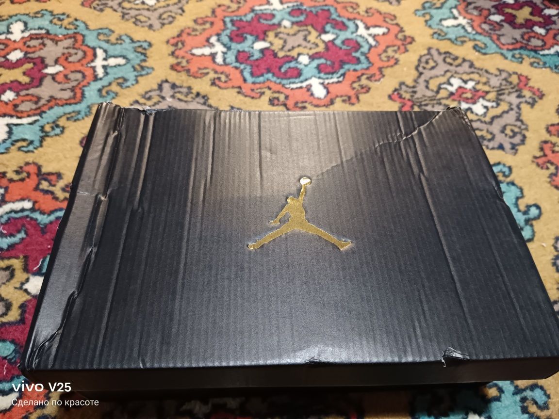 Кроссовки Nike Air Jordan Low